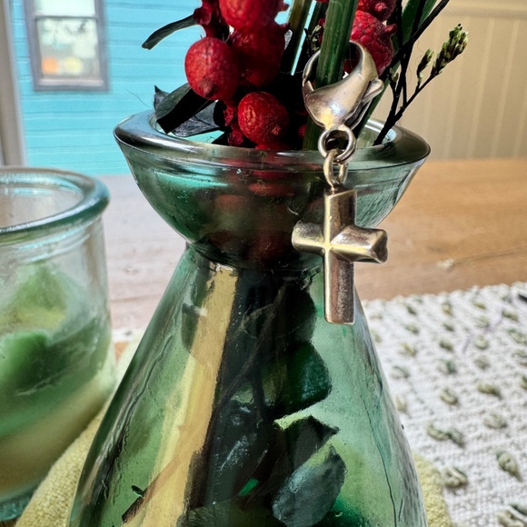 Tiffany & Co. Paloma Picasso Cross Charm - Picture 3 of 6